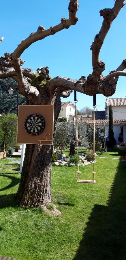 Chez Jeanfi Bed & Breakfast Fronsac  ภายนอก รูปภาพ