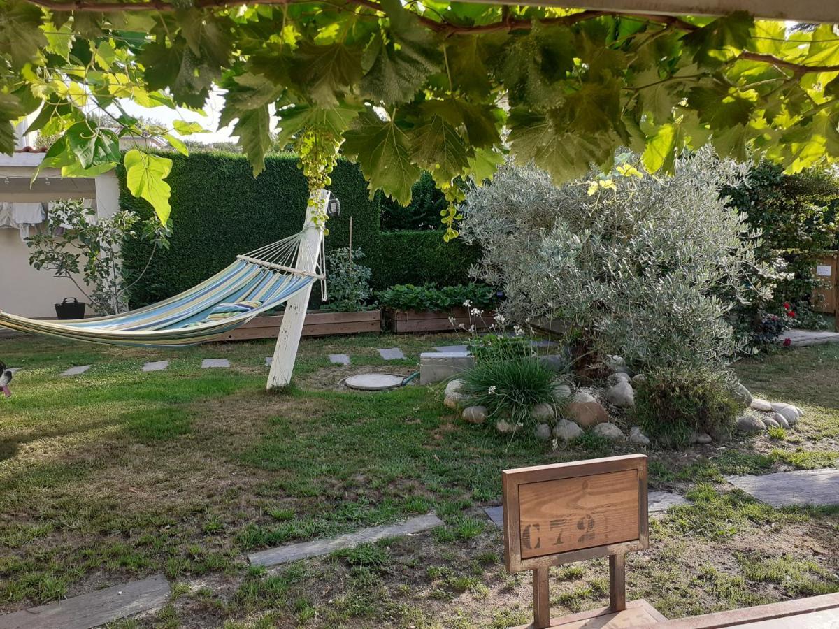 Chez Jeanfi Bed & Breakfast Fronsac  ภายนอก รูปภาพ