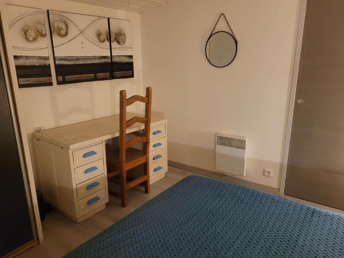 Chez Jeanfi Bed & Breakfast Fronsac  ภายนอก รูปภาพ
